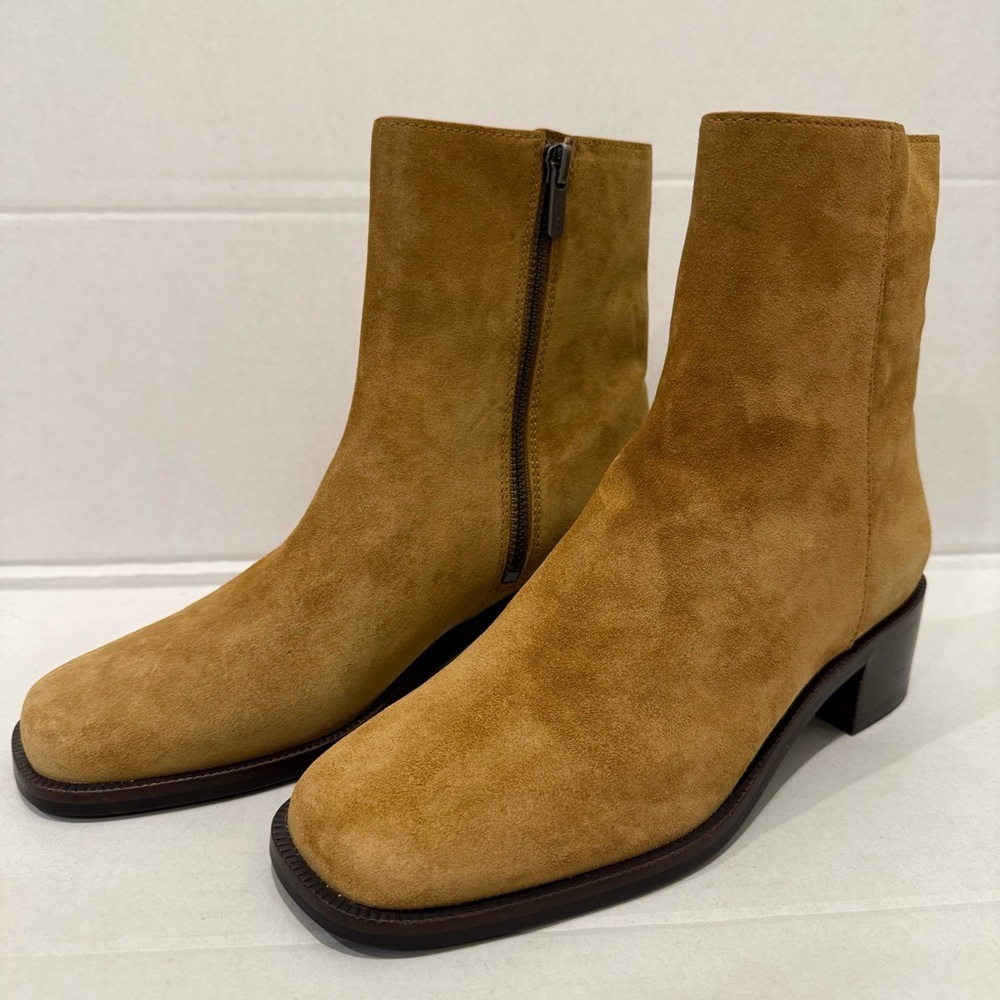 Vince Laine Suede Ankle Boots | Size 6 | NWOB | Honey Brown